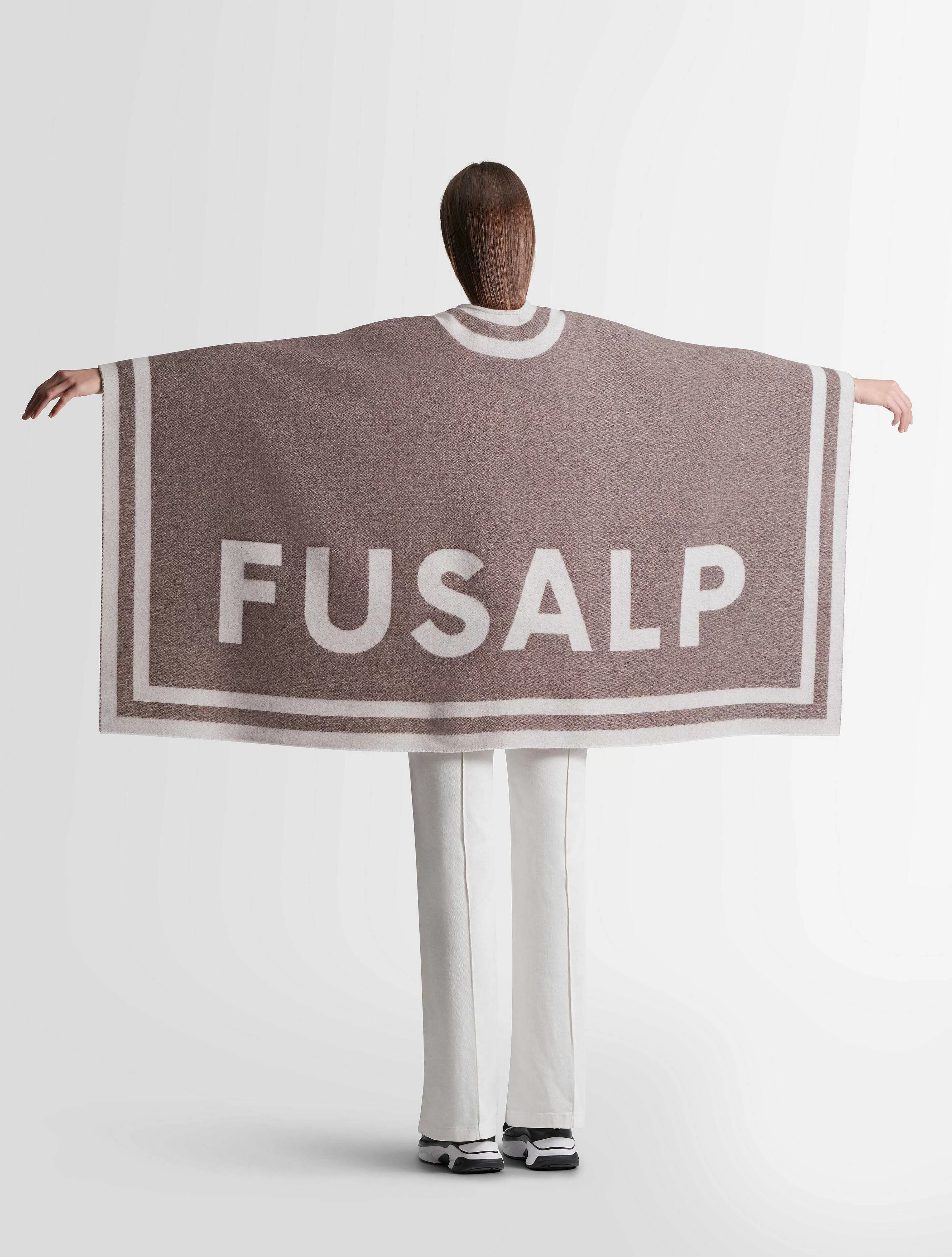 Fusalp Jacquard Poncho *Accessories